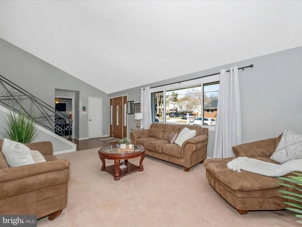 Photo of 13206 BLUHILL ROAD