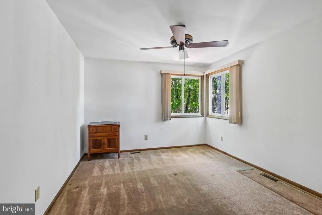 Photo of 3 POINTE VIEW CIRCLE