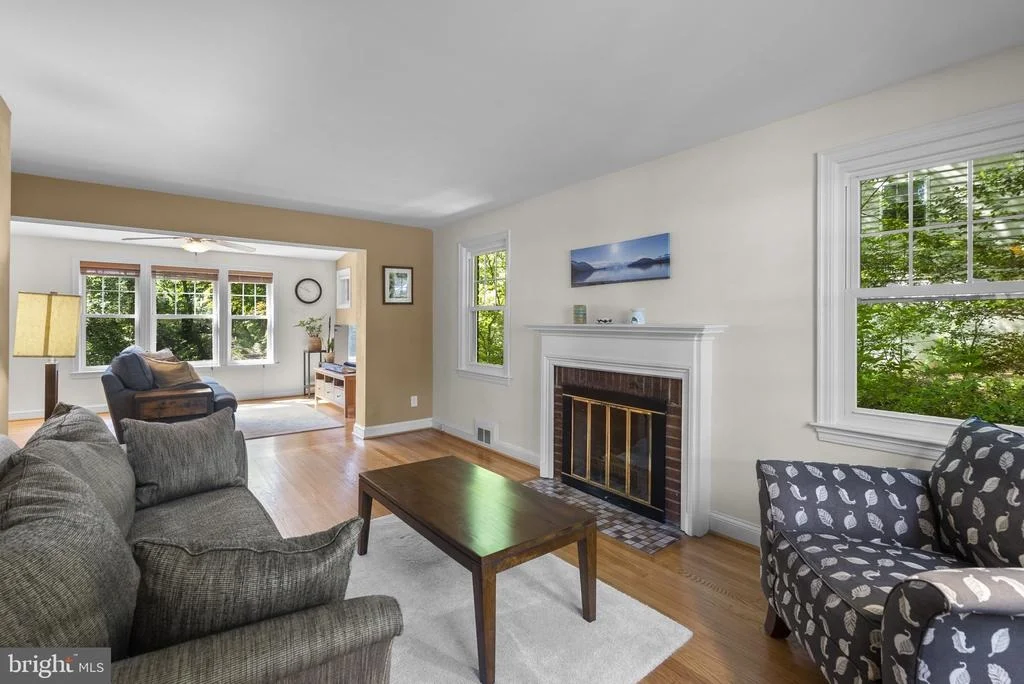 Photo of 213 CRESTMOOR CIRCLE