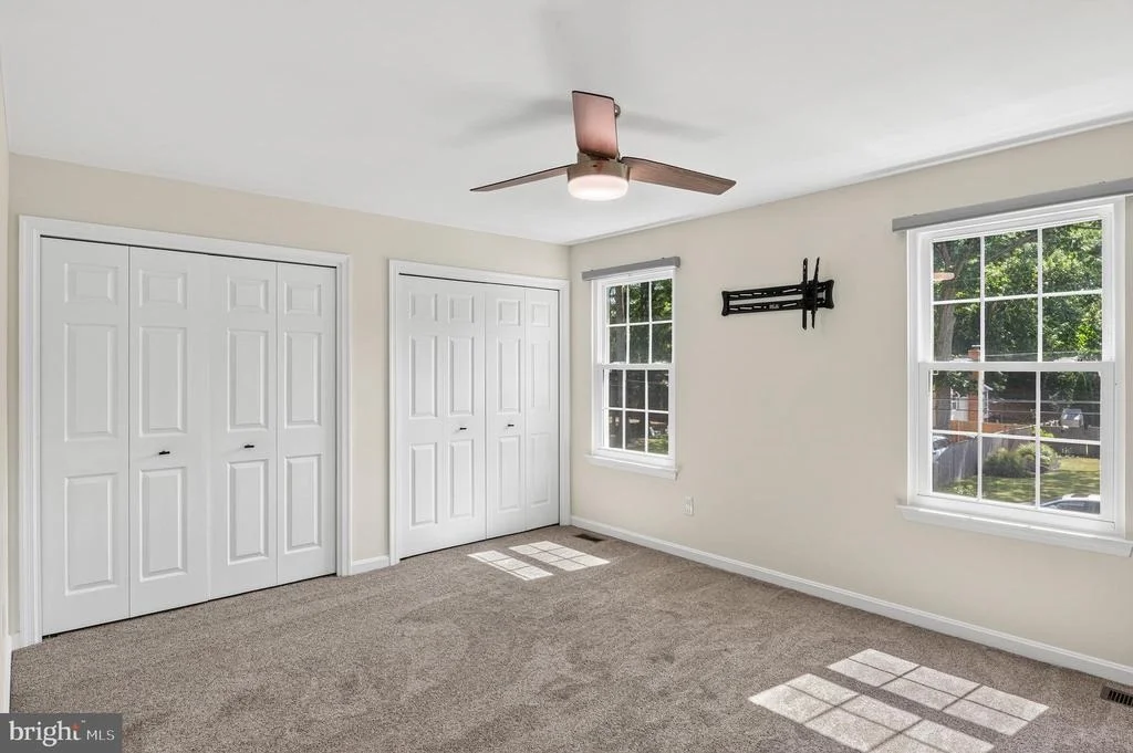 Photo of 1007 HARBOR DRIVE