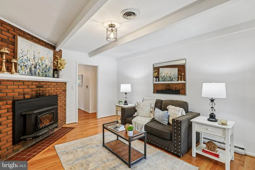 Photo of 24140 DOREEN DRIVE