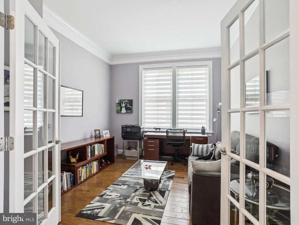 Photo of 2936 LEVEE DRIVE