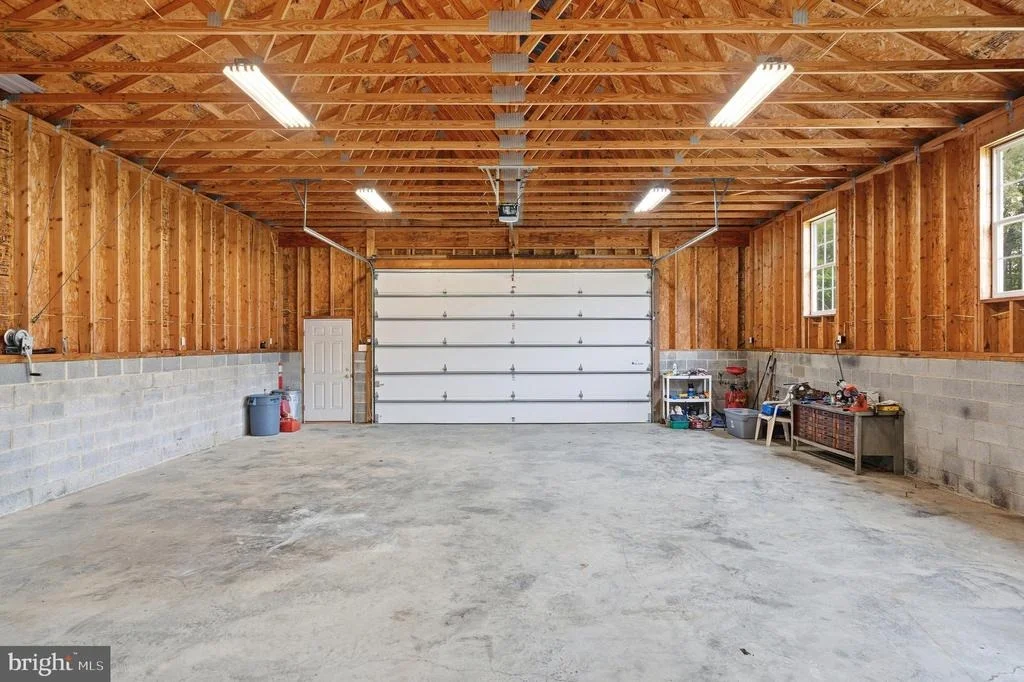 Photo of 4570 HAWTHORNE ROAD
