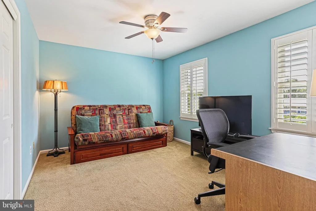 Photo of 8668 FELSVIEW DRIVE