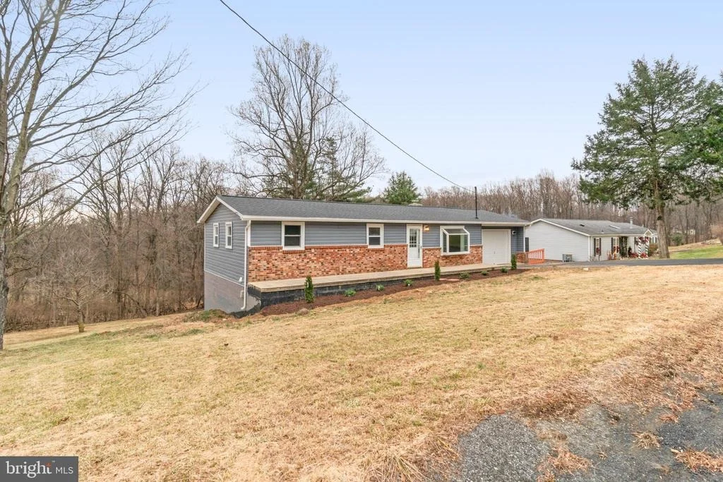 Photo of 6411 FULMER ROAD