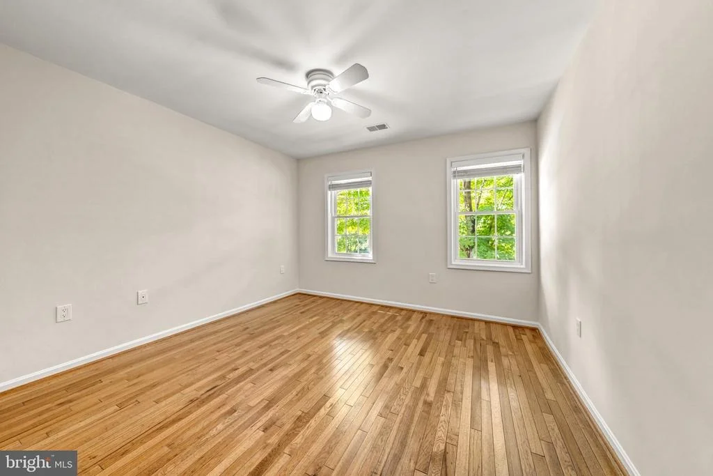 Photo of 1623 LINWAY PARK DRIVE