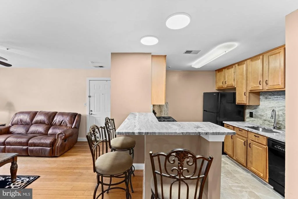 Photo of Unit 5C2 at 3175 SUMMIT SQUARE DRIVE