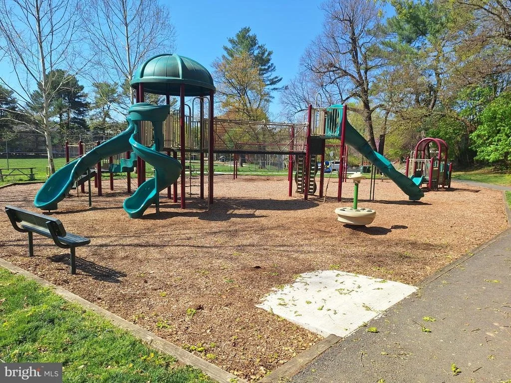 Photo of 8306 QUEEN ANNES DRIVE