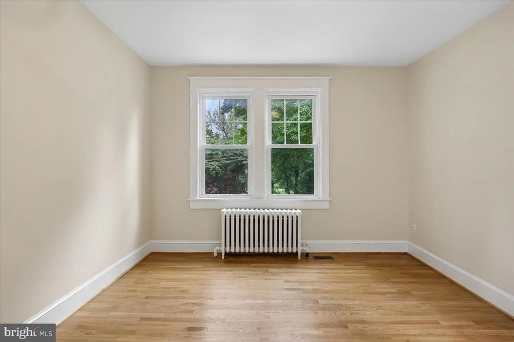 Photo of 9501 COLESVILLE ROAD