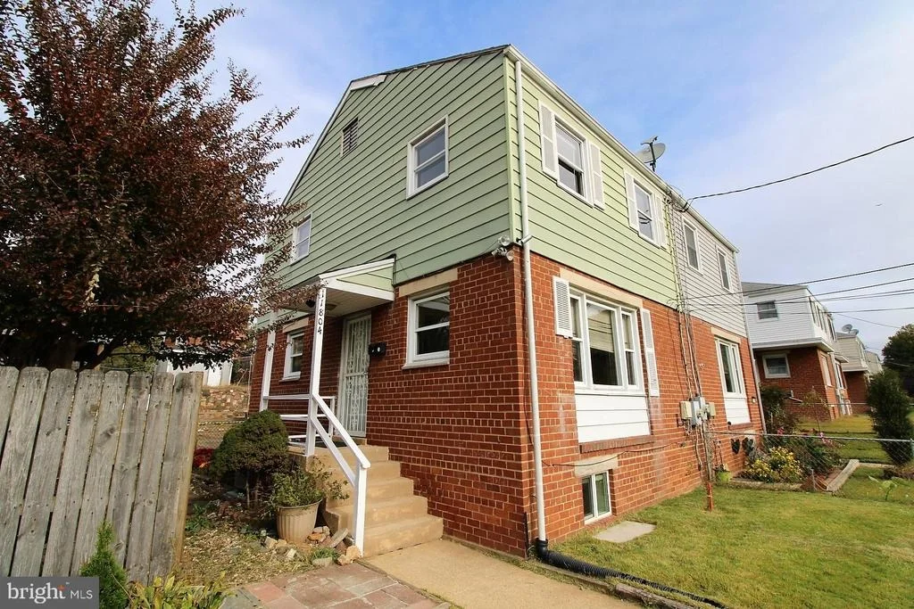 Photo of 11804 VALLEYWOOD DRIVE