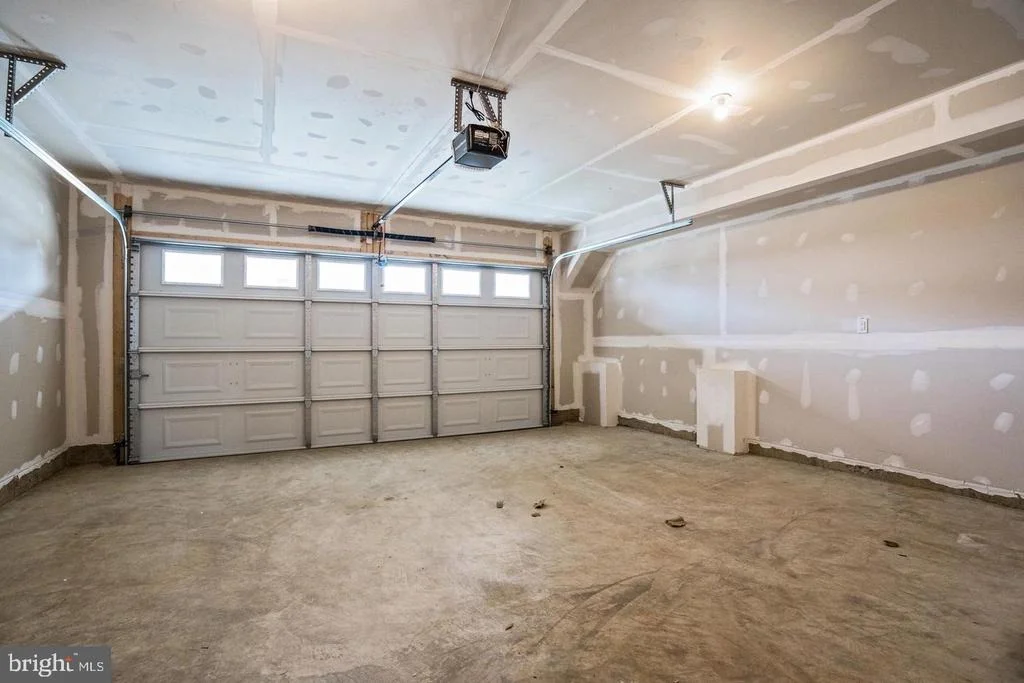Photo of 9712 RUBY LOCKHART BOULEVARD