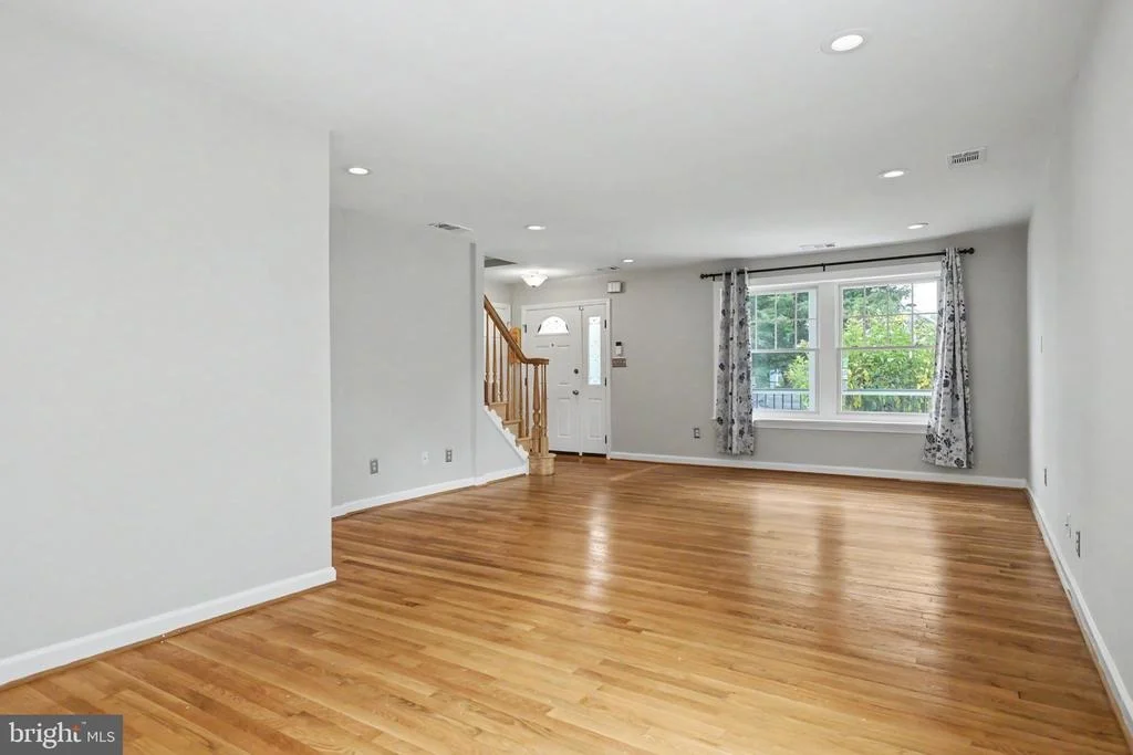 Photo of 3128 WAYNE ROAD