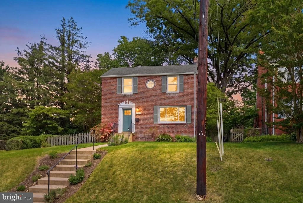 Photo of 1102 MEURILEE LANE
