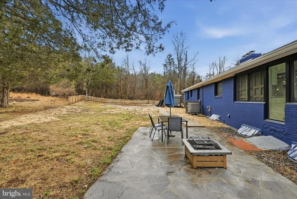 Photo of 2639 LOGMILL ROAD