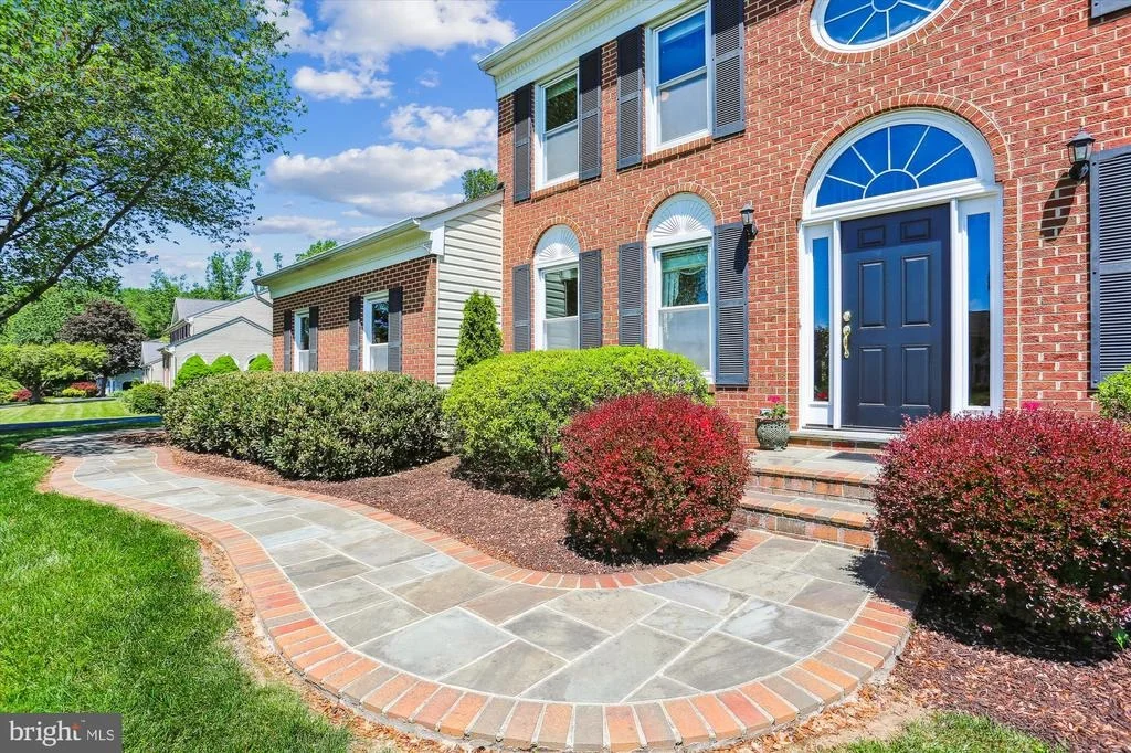Photo of 18521 AZALEA DRIVE