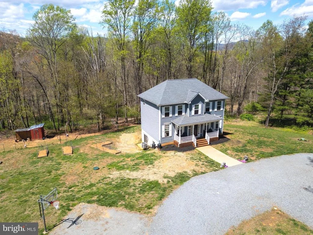 Photo of 4164 THRIFT ROAD