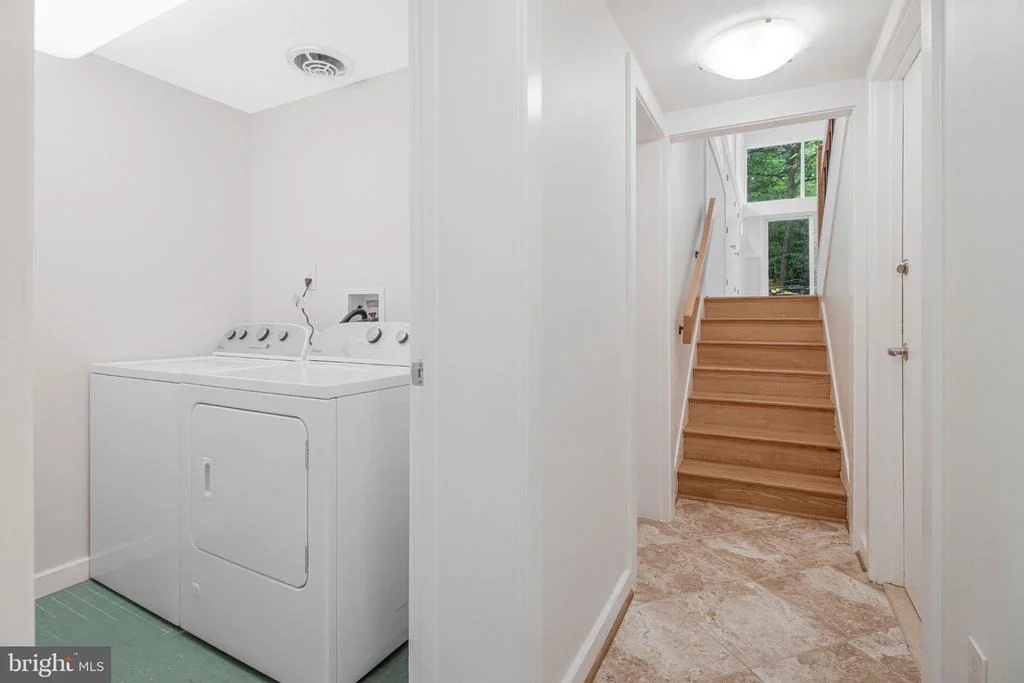 Photo of 1753 ARMY NAVY DRIVE