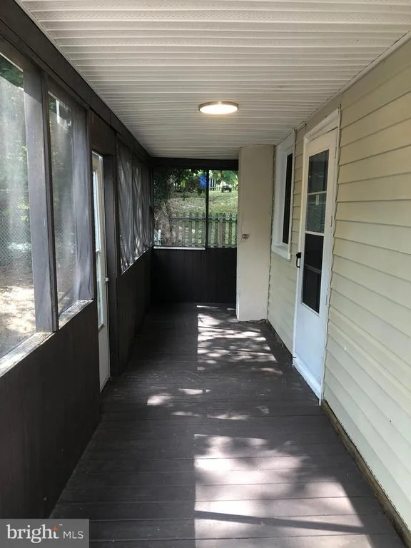 Photo of 516 MENTOR AVENUE