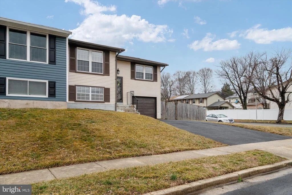 Photo of 2505 SYMPHONY LANE