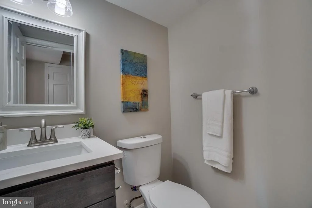 Photo of 913 SADDLEBACK COURT