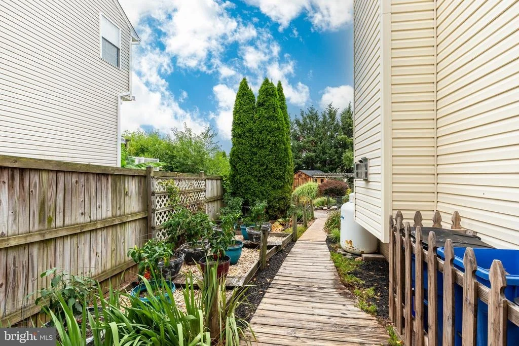 Photo of 23 MONOCACY CIRCLE