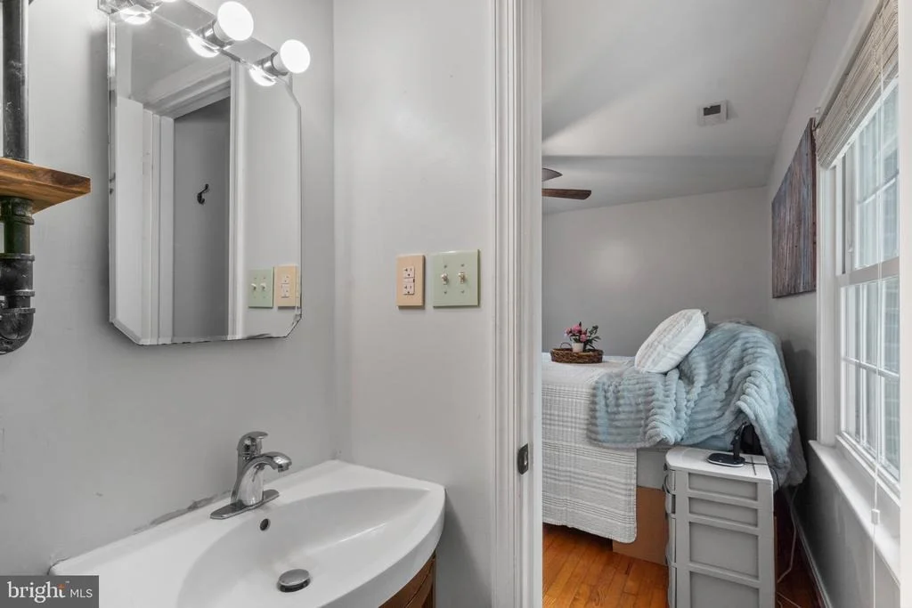 Photo of 117 OAKWOOD ROAD