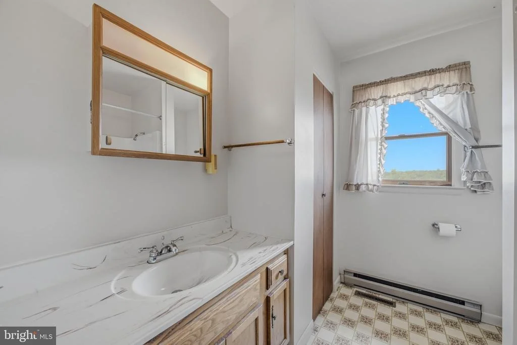 Photo of 11728 WHITE HALL ROAD