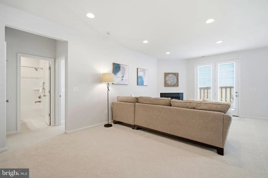 Photo of 23489 EPPERSON SQUARE