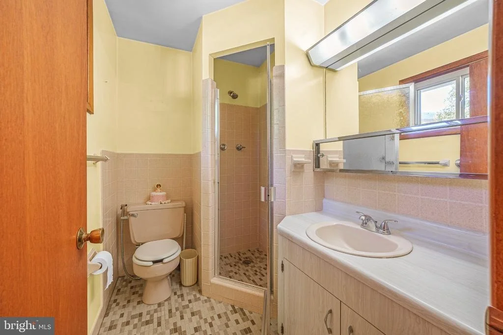 Photo of 1031 TRACY DRIVE