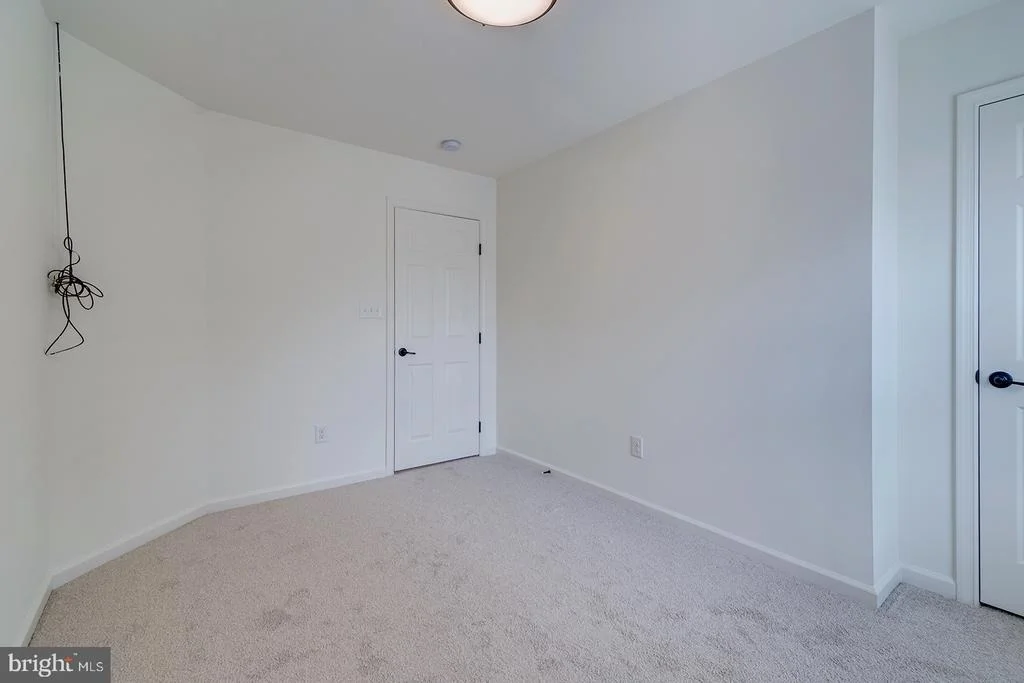 Photo of 327 CARLTON DRIVE
