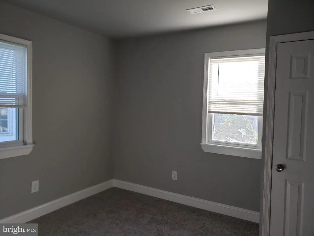 Photo of 205 WILBUR AVENUE