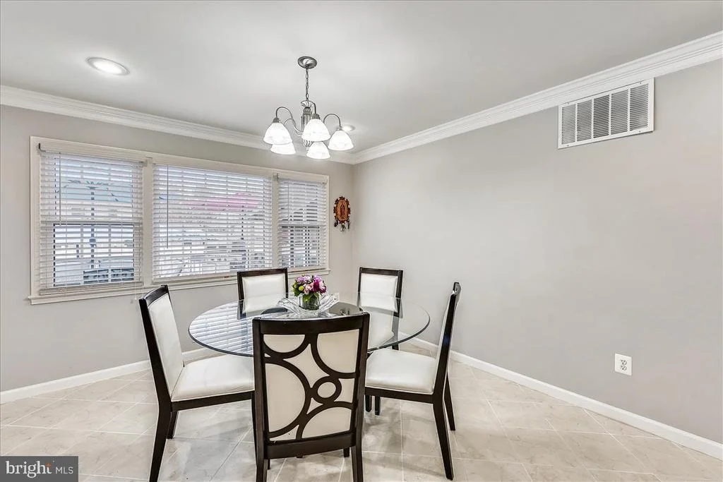 Photo of 9808 GREENVIEW LANE