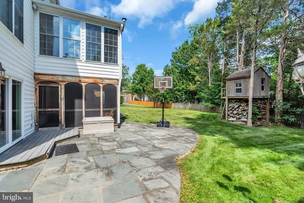 Photo of 43553 DEMPSEY LANE