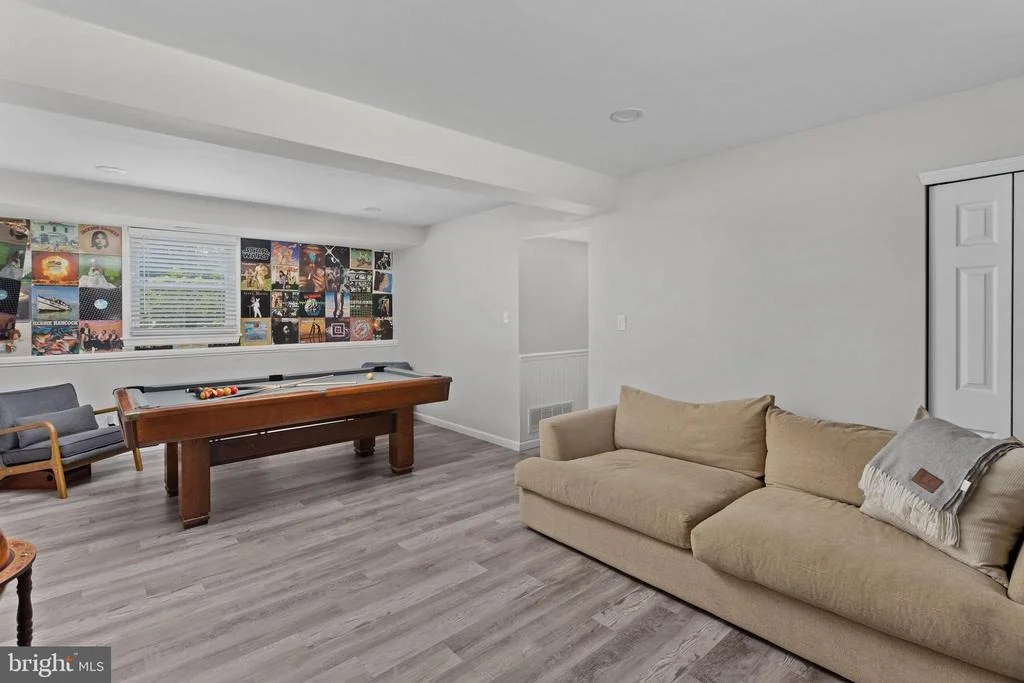 Photo of 6 INDEPENDENCE DRIVE