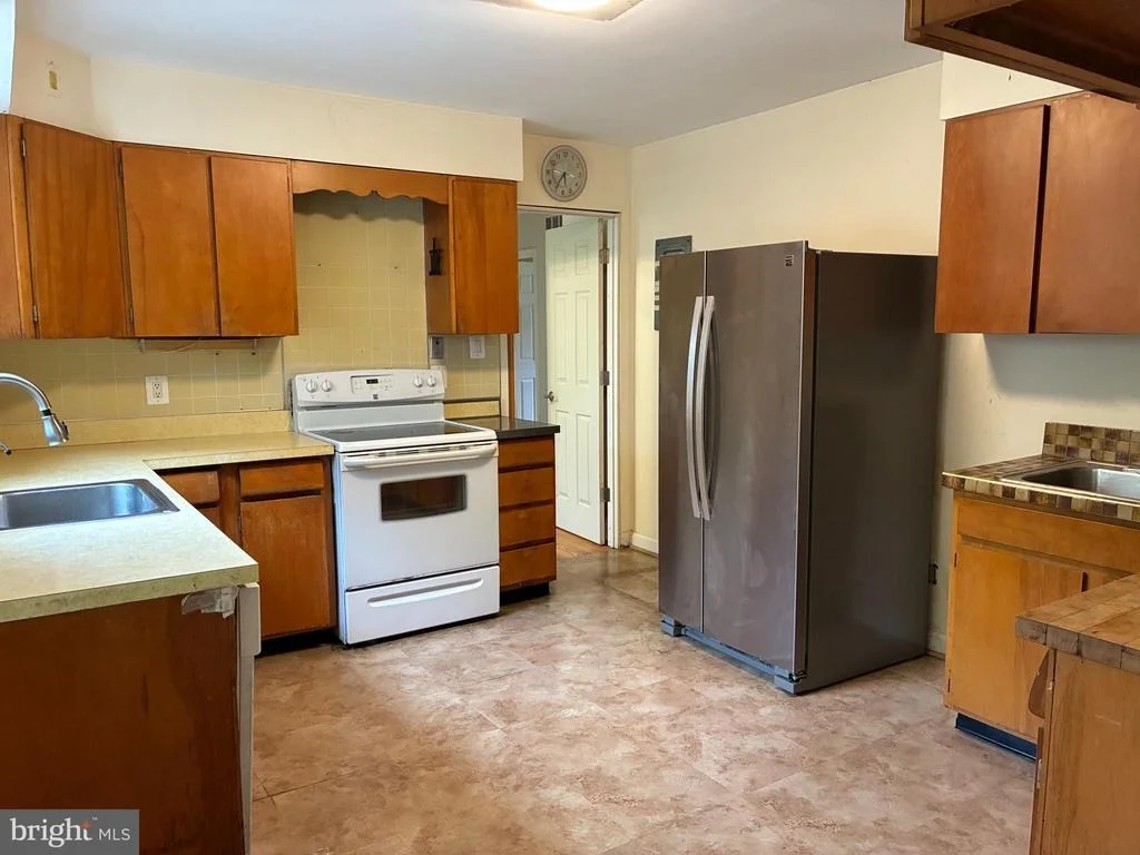 Photo of 6501 TERRY DRIVE