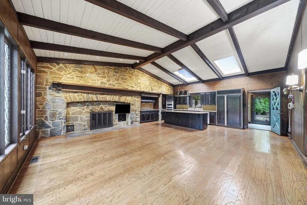 Photo of 10601 SWEETBRIAR PARKWAY