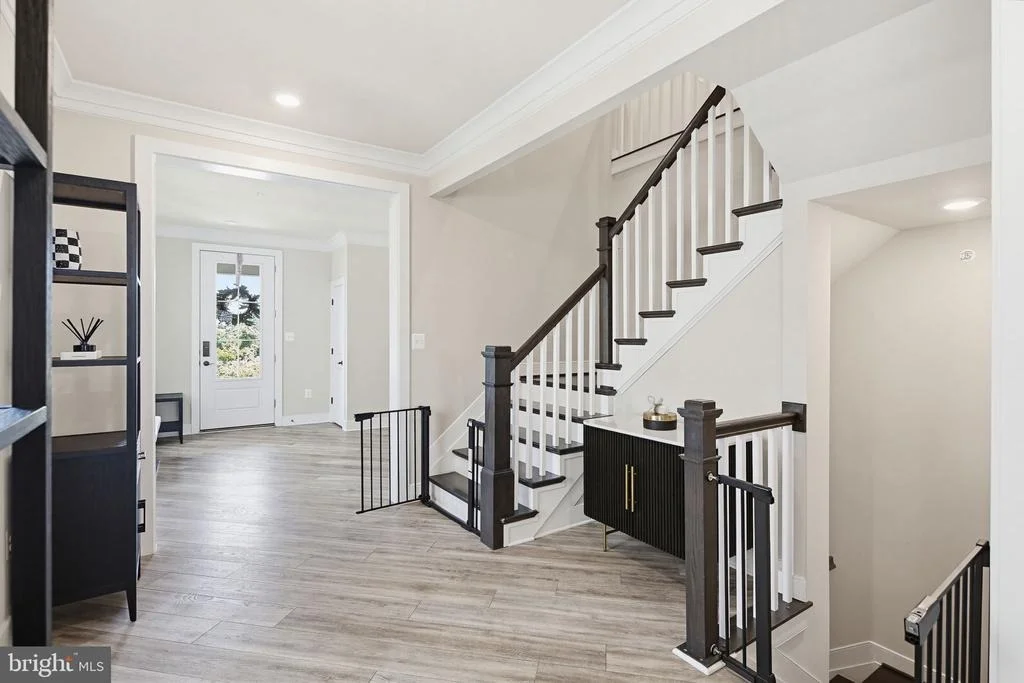 Photo of 8693 SATINWOOD DRIVE