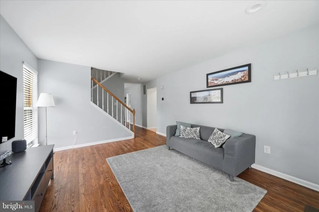 Photo of 7927 CITADEL DRIVE