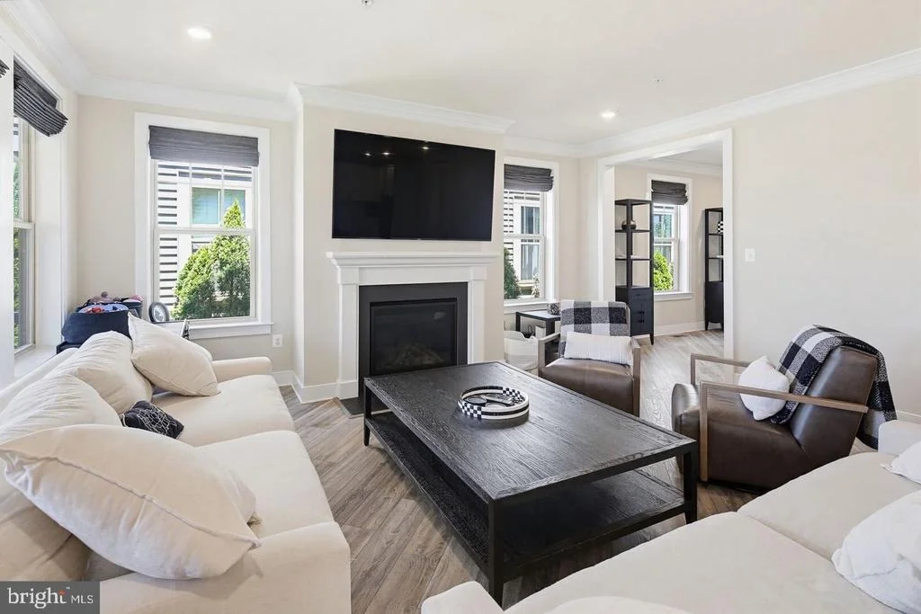 Photo of 8693 SATINWOOD DRIVE