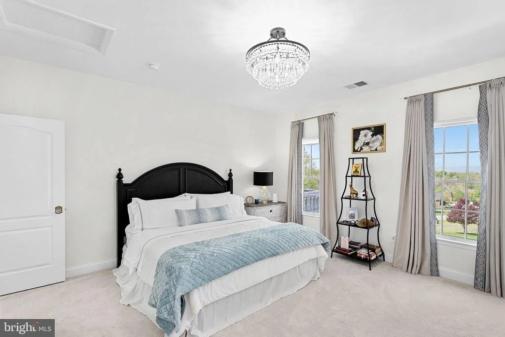 Photo of 15064 BARLOW DRIVE