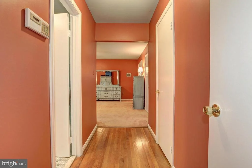 Photo of 15222 CENTERGATE DRIVE