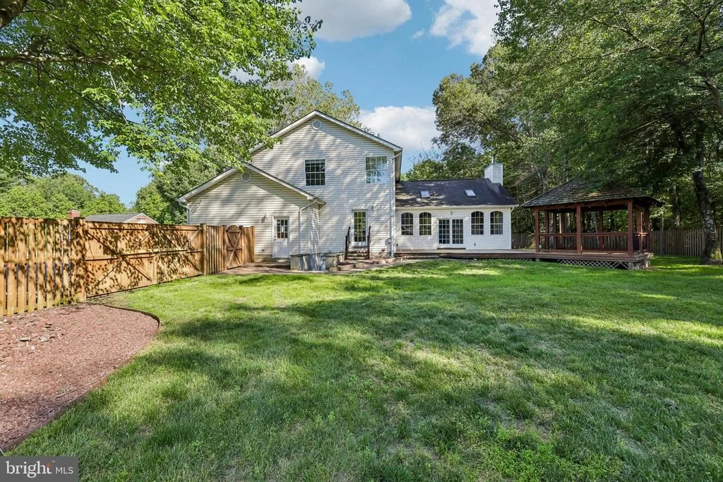 Photo of 683 POWHATAN BEACH ROAD