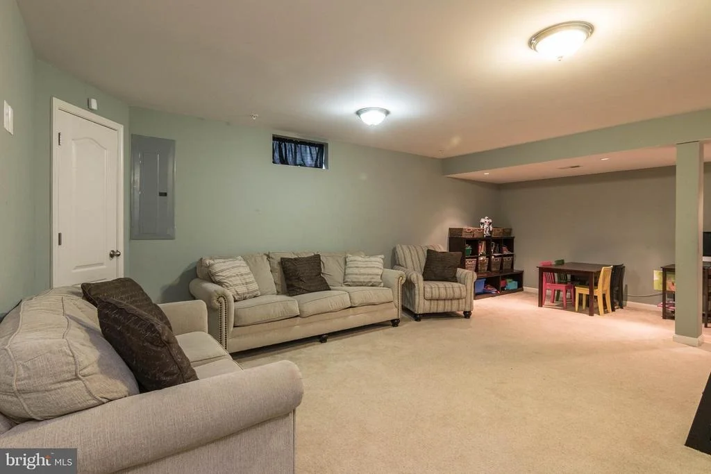 Photo of 9909 MILLIES MANOR