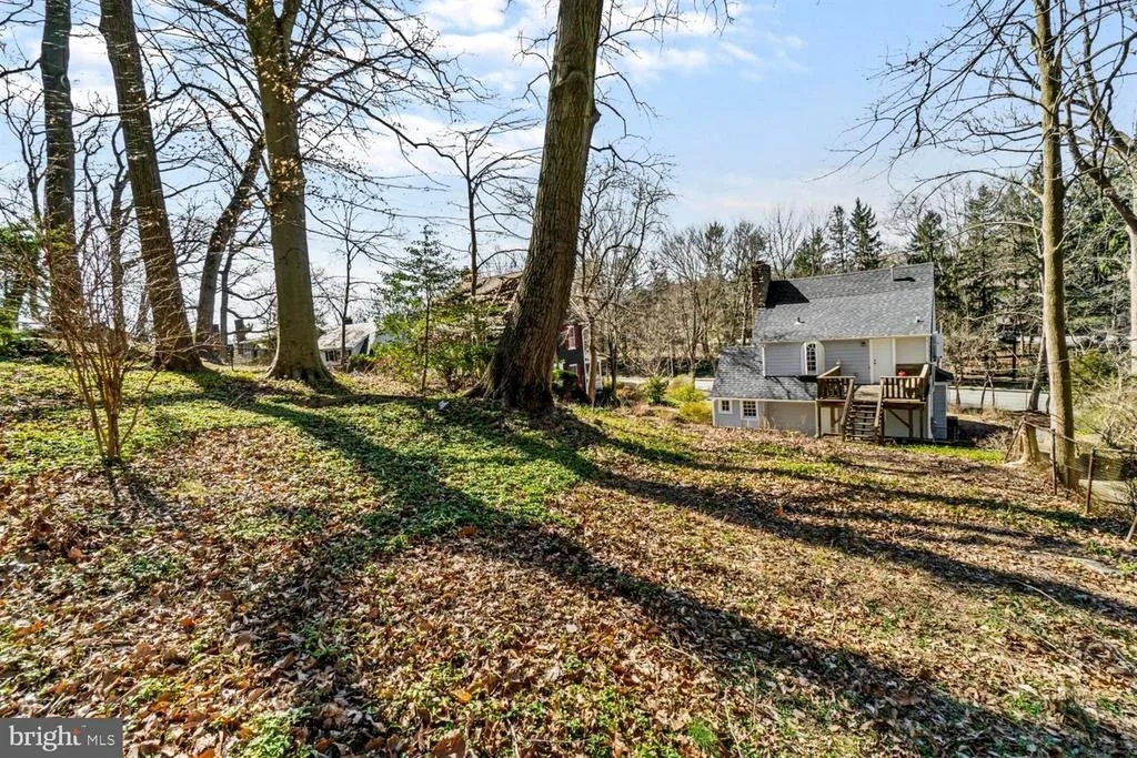 Photo of 5409 FALLS ROAD TERRACE