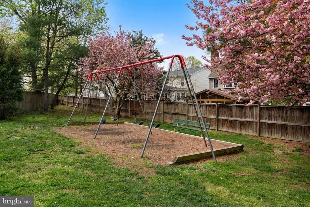 Photo of 6826 SILVER ANN DRIVE