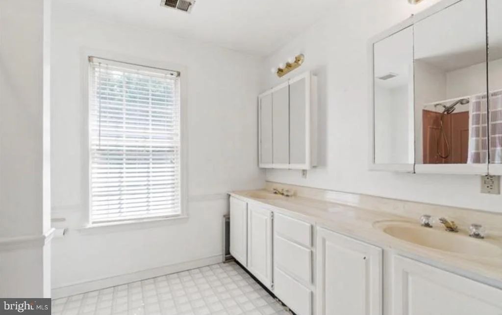 Photo of 11615 BONAVENTURE DRIVE