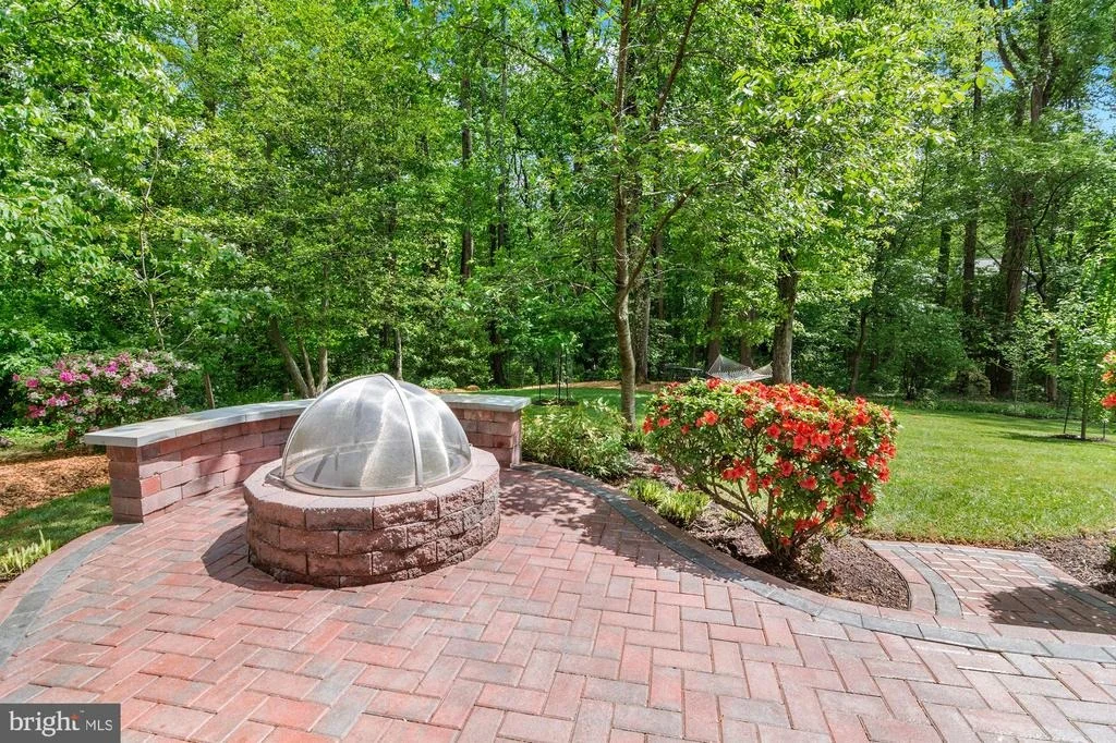 Photo of 1754 LONG GREEN DRIVE