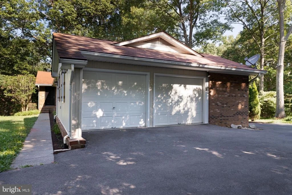 Photo of 2521 JONES ROAD