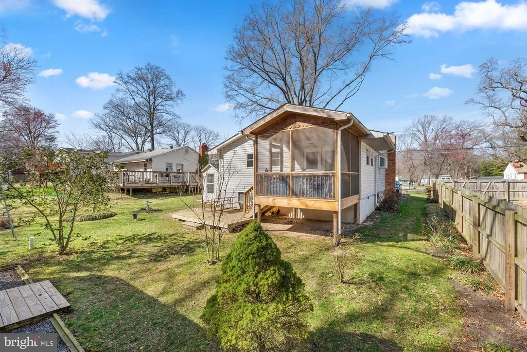 Photo of 1071 OMAR DRIVE