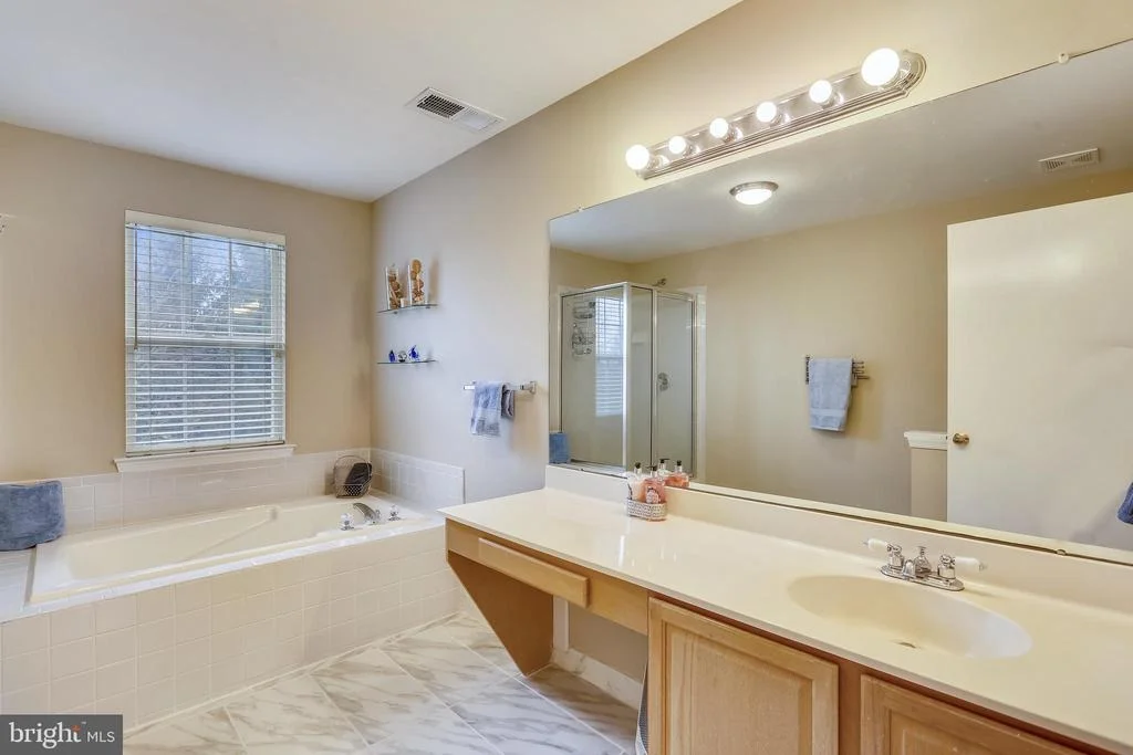 Photo of 8203 STRINGFELLOW PLACE